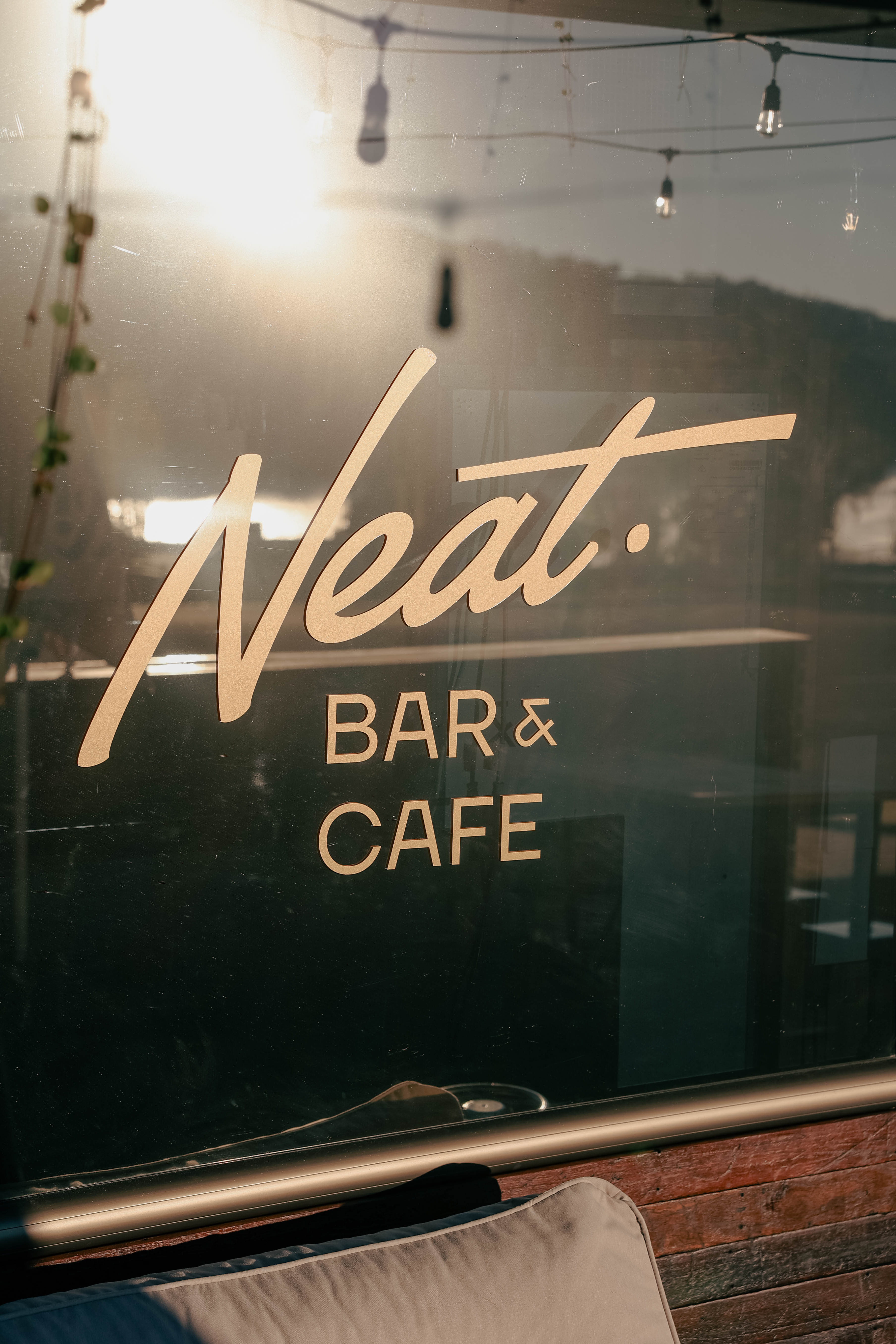 Neat. Bar & Cafe